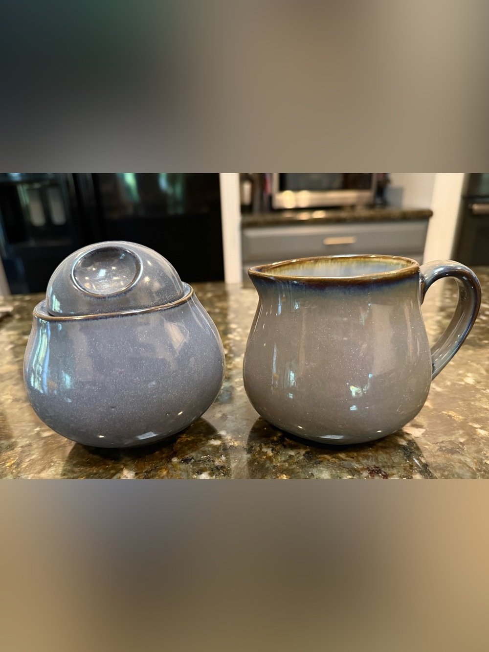 Coffee creamer/sugar set